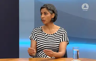 24/10/2023, Rashmi Singh, professora de relações internacionais da PUC Minas, durante entrevista a TV Assembleia MG. Foto: Frame/TV Assembleia MG