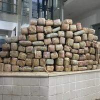 A PM localizou 99 tabletes de substâncias semelhantes a skunk (super maconha), pesando cerca de 115 kg