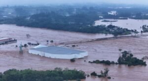 Alagamentos, destruição e 183 mortes: relembre a tragédia das chuvas no RS que marcou 2024