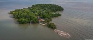 Ilha de Tatuoca, em Outeiro, ajuda a desvendar campo magnético da Terra