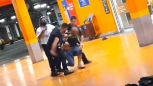 Justiça determina soltura de réus que mataram homem negro em supermercado no RS