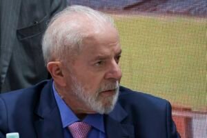 Lula sanciona lei que cria reforços para arcabouço fiscal, mas veta regras sobre emendas