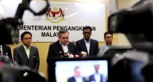 Malásia retomará buscas por avião desaparecido em 2014, dizem autoridades