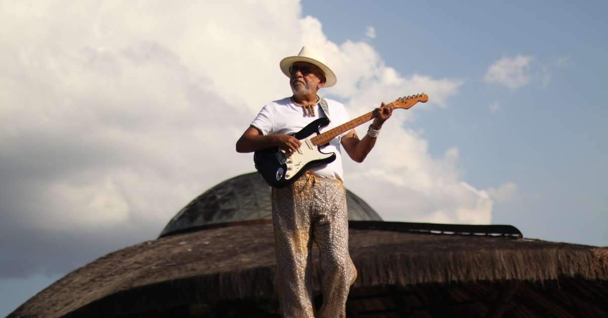 Manoel Cordeiro celebra 70 anos em 2025 com três discos, documentário e conexão com a COP30