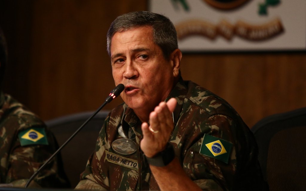 Ministro da Defesa classifica prisão de Braga Netto como um ‘constrangimento’ às Forças Armadas
