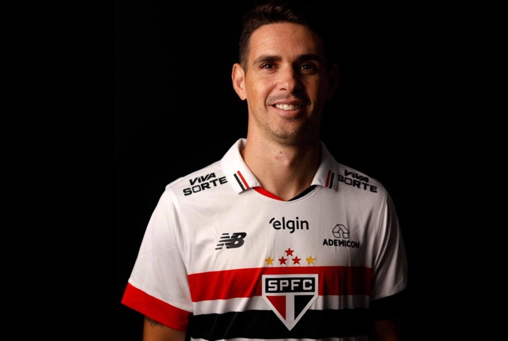 Oscar destaca boa fase e mira a Copa Libertadores pelo São Paulo: ‘Sei como é importante’