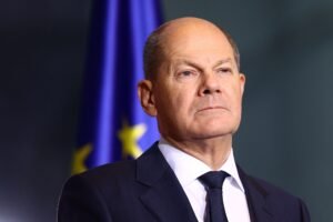 Parlamento da Alemanha vota moção de confiança de Scholz nesta segunda-feira (16)