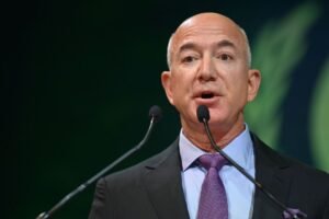 Trump diz que deve se encontrar com fundador da Amazon, Jeff Bezos, nesta semana