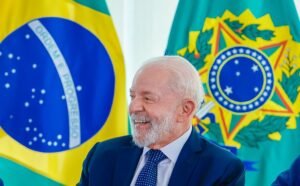 ‘Brasil vive momento excepcional de crescimento econômico’, afirma Lula