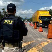 Iniciada na sexta-feira (20), a operação faz parte da “Rodovida”, maior ação de enfrentamento à violência no trânsito da PRF durante o ano e que segue até o final do Carnaval.