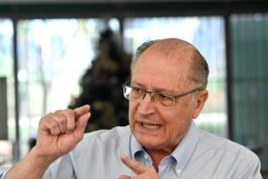 Alckmin diz que Lula não deve fazer reforma ministerial, mas ‘mudanças pontuais’ no governo