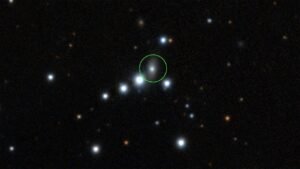 Astrônomos observam jatos de um buraco negro se formando pela 1ª vez