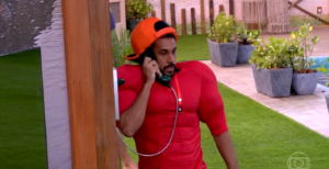 BBB25: Maike atende o Big Fone e indica Diego e Dani Hypólito ao Paredão