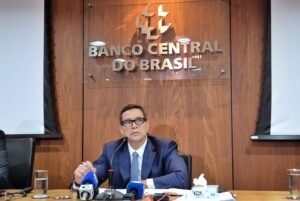 BC realizará leilão de US$ 2 bilhões na segunda para estabilizar mercado cambial