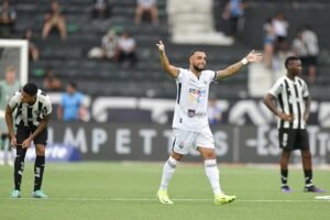 Botafogo estreia com derrota para o novato Maricá no Campeonato Carioca