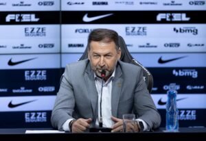 Conselho do Corinthians define data para votação do impeachment de Augusto Melo