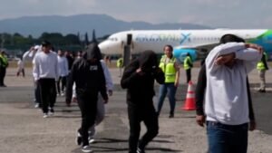 Em cinco pontos, entenda o processo de deportação realizado pelos EUA