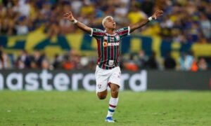 Fluminense oficializa empréstimo de John Kennedy ao Pachuca