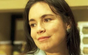 Globo anuncia reprise de História de Amor com mensagem especial de Regina Duarte