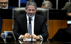 Jantar de despedida de Arthur Lira será exclusivo para deputados