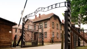Líderes mundiais participarão do 80º aniversário da libertação de Auschwitz