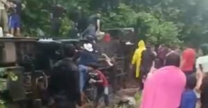 Ônibus tomba após queda de árvore em rodovia no Pará