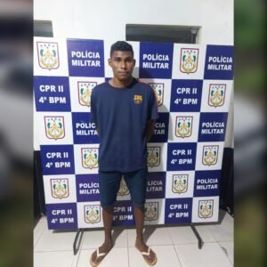 Polícia desfaz ponto de venda de drogas no Residencial Magalhães