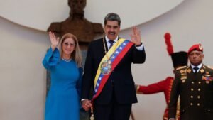 Posse consolida poder de Maduro, mas amplia isolamento internacional