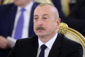 Presidente do Azerbaijão volta a acusar Rússia de “encobrir” causa do acidente de avião