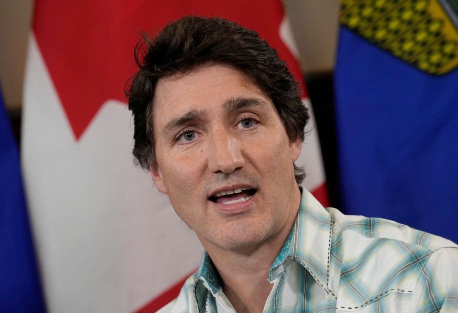 Primeiro-ministro do Canadá anuncia renúncia ao cargo