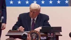 Trump anuncia retirada dos EUA da Organização Mundial da Saúde