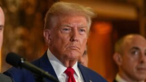 Trump confirma que não há sobreviventes em acidente aéreo nos EUA