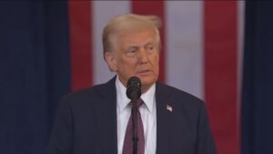 Trump diz que poderia considerar levar EUA de volta à OMS