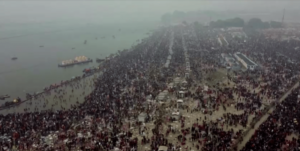 Tumulto em festival religioso deixa mortos e feridos na Índia