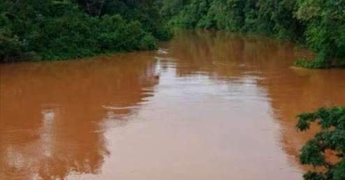 Barragem de garimpo rompe e polui dois grandes rios do Amapá