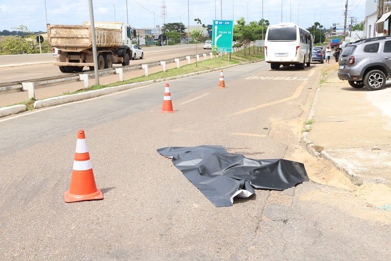 Acidente tira a vida de ciclista na Folha 32