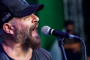 Baixista Mingau volta a ser internado quatro meses depois de receber alta