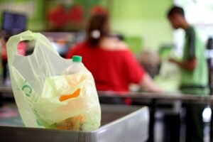 Endividamento das famílias brasileiras sofre queda em janeiro