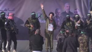 Hamas liberta reféns em meio a acordo de cessar-fogo