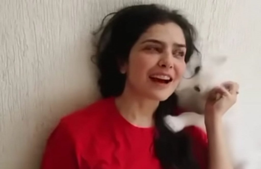 Leticia Sabatella usa redes sociais para se defender de acusação de maus-tratos contra seus cães