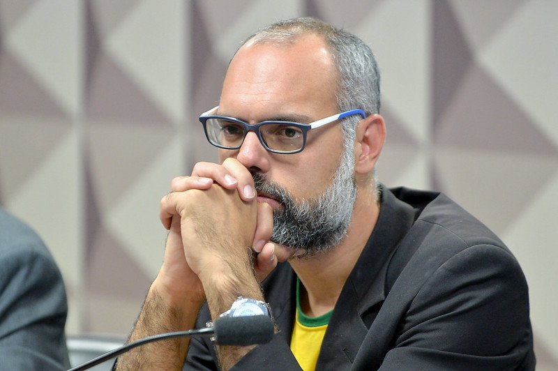 Homem depõe em comissão mista do Congresso