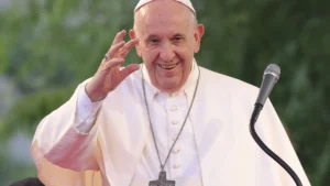 Antes de papa, Francisco foi faxineiro, segurança de bar e químico em laboratório