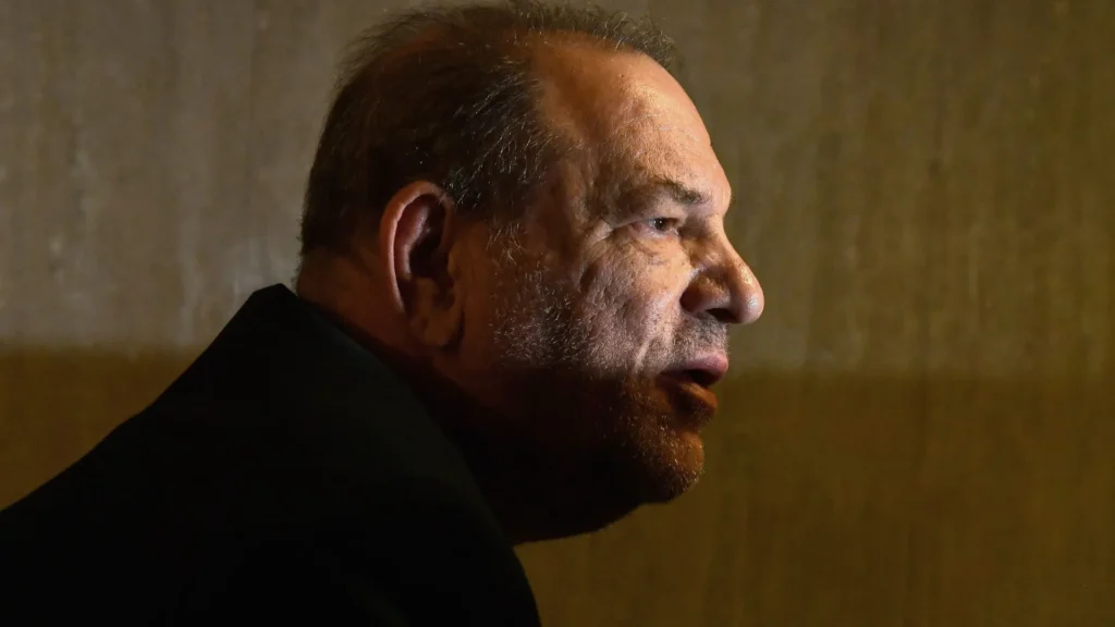 Harvey Weinstein não aceitava ouvir não de mulheres, diz acusação
