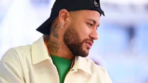 Justiça de Santos nega pedido de Neymar para censurar podcast