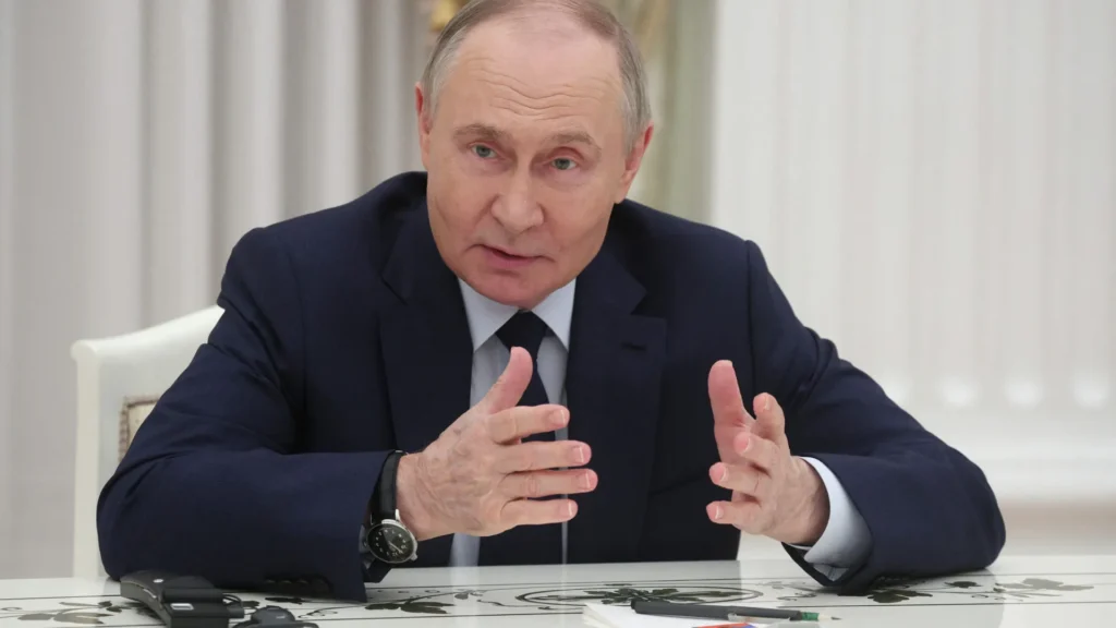 Putin ratifica acordo de parceria estratégica com o Irã
