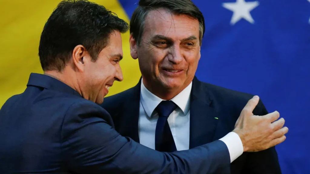 Câmara confronta STF, suspende ação contra Ramagem e abre brecha para Bolsonaro