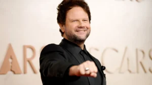 Selton Mello comemora vitória contra o cigarro: 'Três anos sem fumar e acredite, é possível'