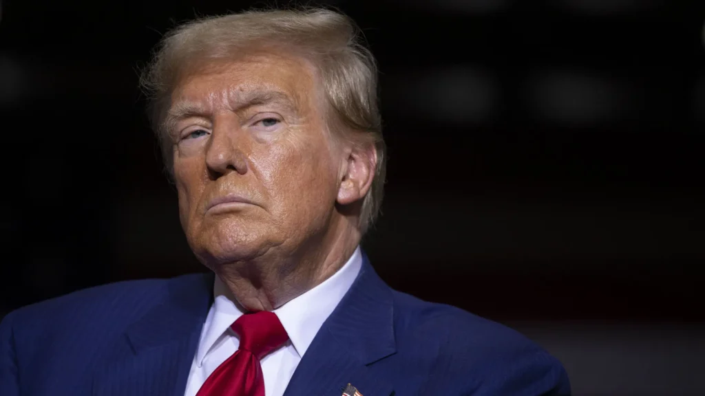 Trump: China, talvez sem surpresa para alguns, violou totalmente acordo com EUA