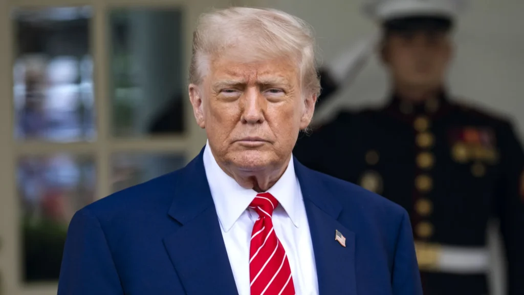 Trump anuncia "grandes progressos" nas negociações entre China e EUA