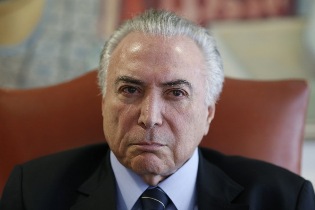 ‘O mais útil seria que o próprio STF fizesse uma nova dosagem das penas’, diz Temer sobre os envolvidos no 8 de janeiro 